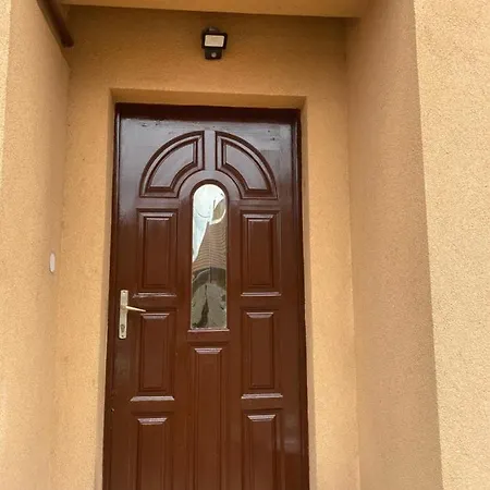 Budapest Airport-vecses Trainstation K7 Apartment *