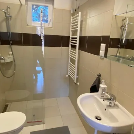 Apartment Budapest Airport-vecses Trainstation K7 *